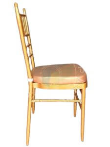 Kerusi Chiavari Besi berwarna Emas c/w Kusyen PVC | Gold Chiavari Chairs