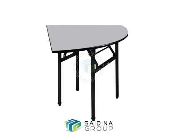 Quarter round banquet table