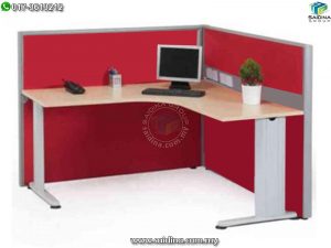 Single seater workstation