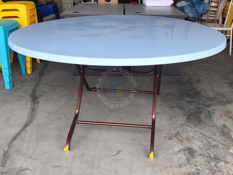 round plastic folding table