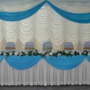 Tirai pelamin berombak